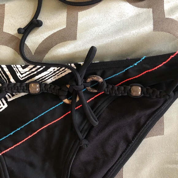 RIPCURL SWIMSUIT BIKINI - Picture 7 of 7